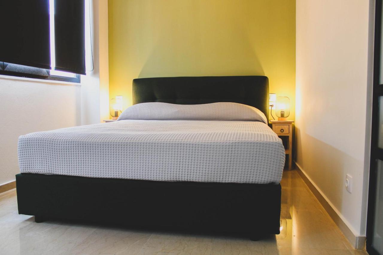 Sunlight - Volos City Center Spacious Modern Apartments ภายนอก รูปภาพ