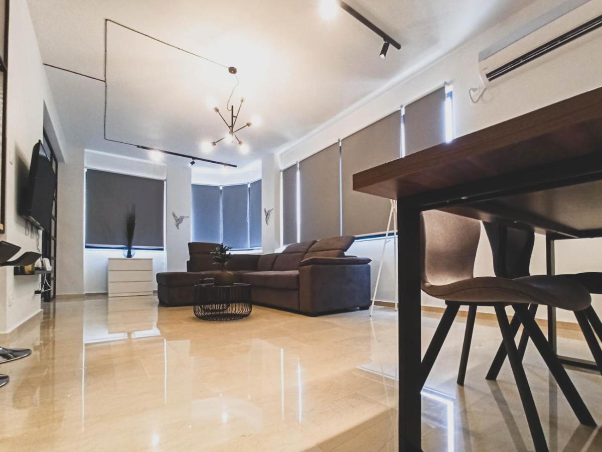 Sunlight - Volos City Center Spacious Modern Apartments ภายนอก รูปภาพ